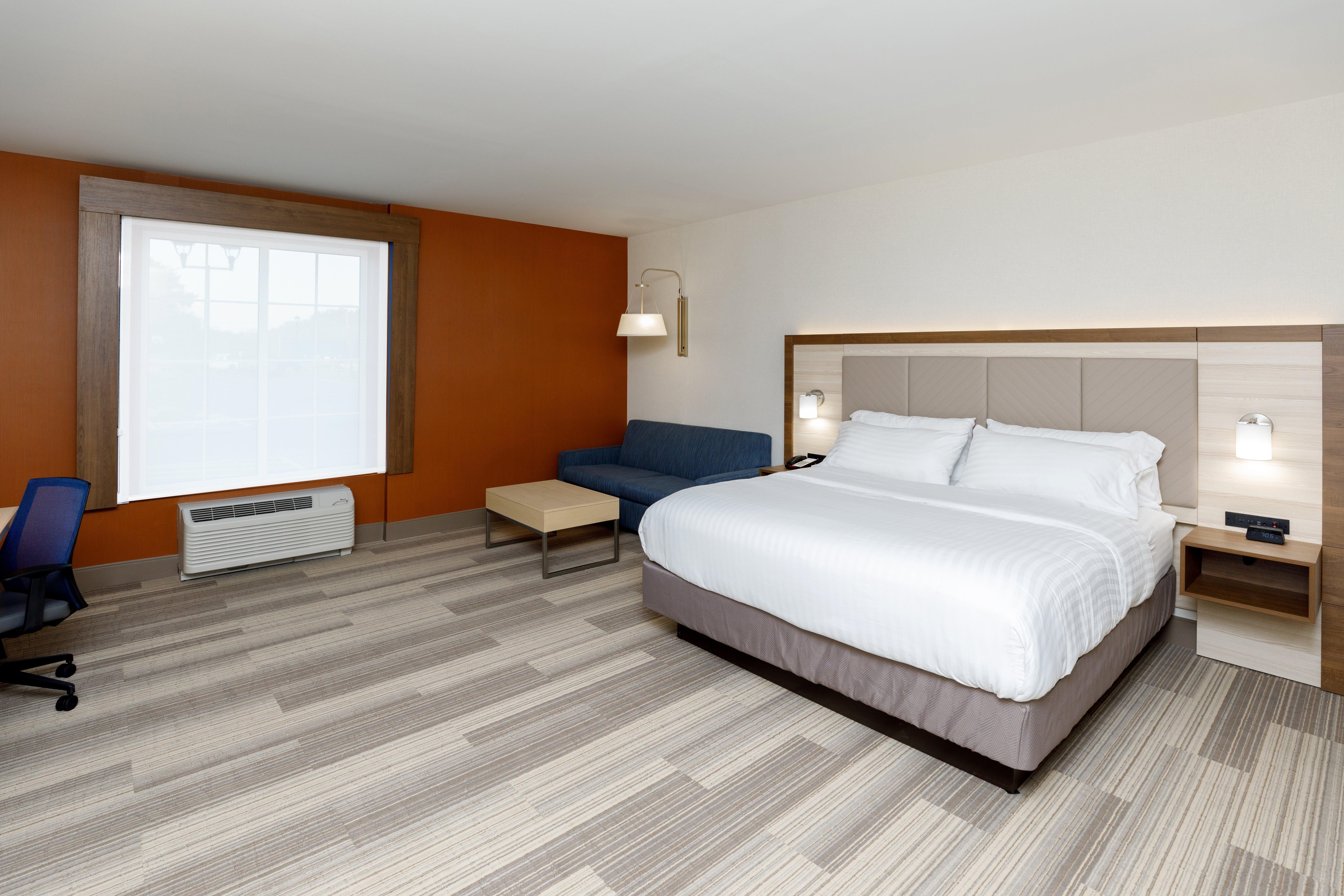 Holiday Inn Express & Suites - Sturbridge By Ihg Dış mekan fotoğraf