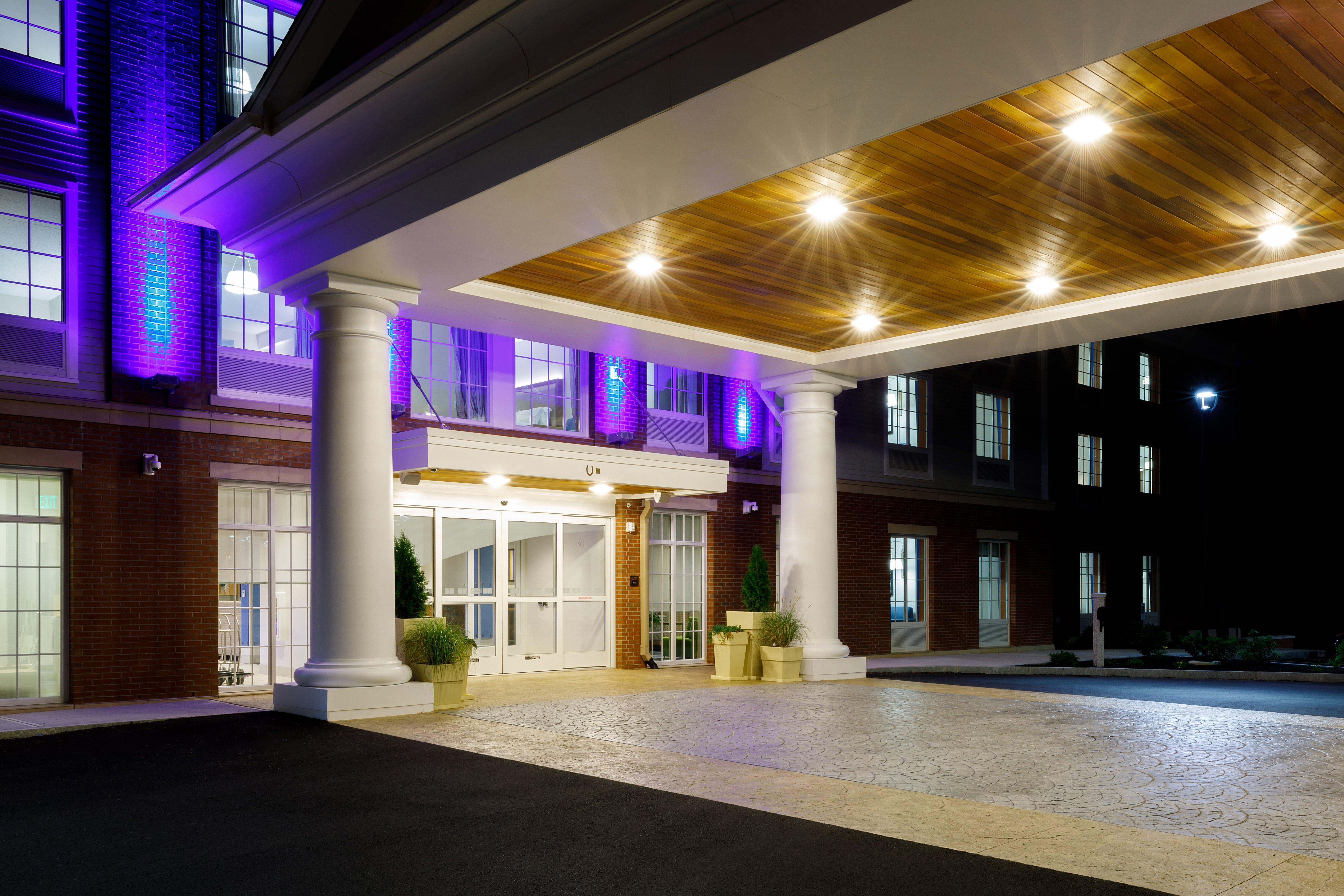 Holiday Inn Express & Suites - Sturbridge By Ihg Dış mekan fotoğraf