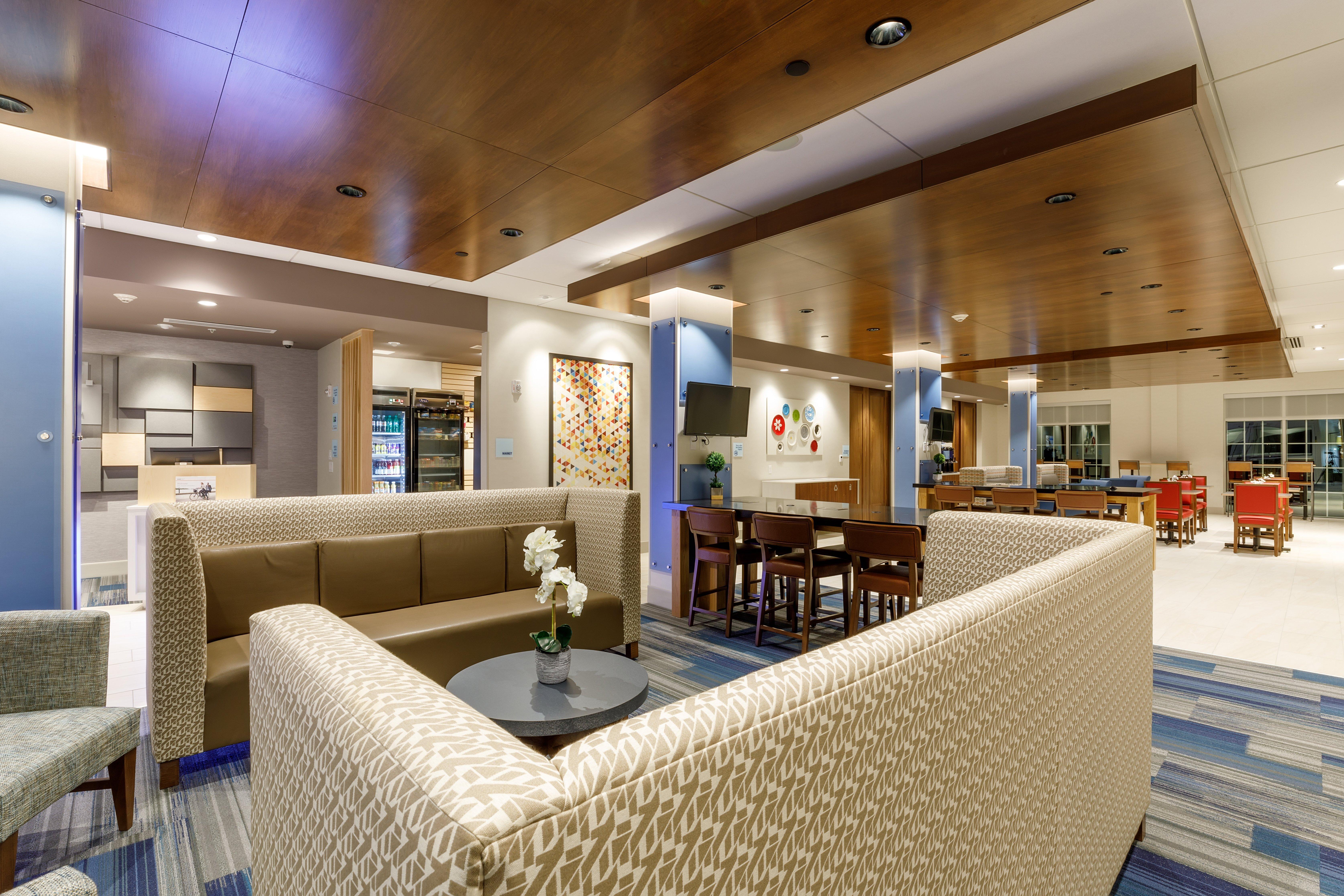 Holiday Inn Express & Suites - Sturbridge By Ihg Dış mekan fotoğraf