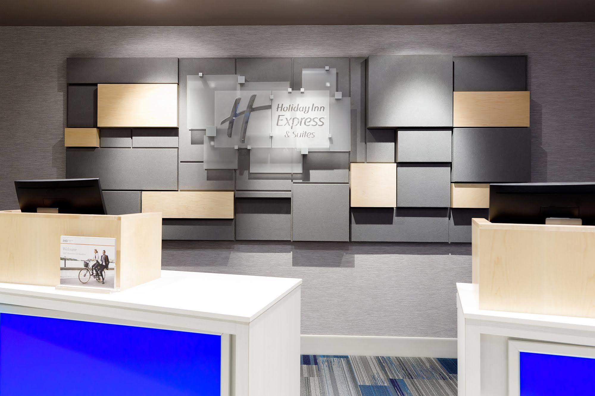 Holiday Inn Express & Suites - Sturbridge By Ihg Dış mekan fotoğraf